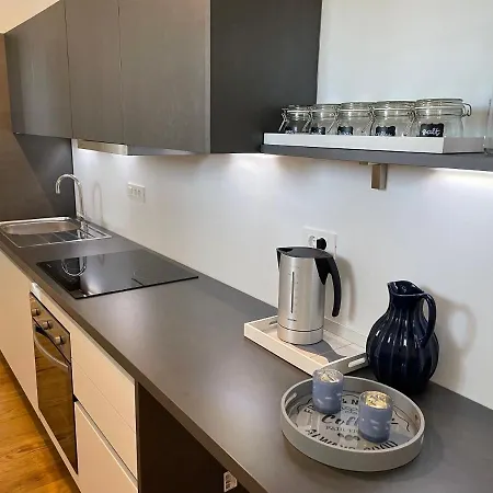 Captain's Cabin * Koper